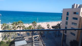 Lloguer Pis  Carrer estrop. Fantástico piso con zona comunitaria con solarium, piscina! y pa
