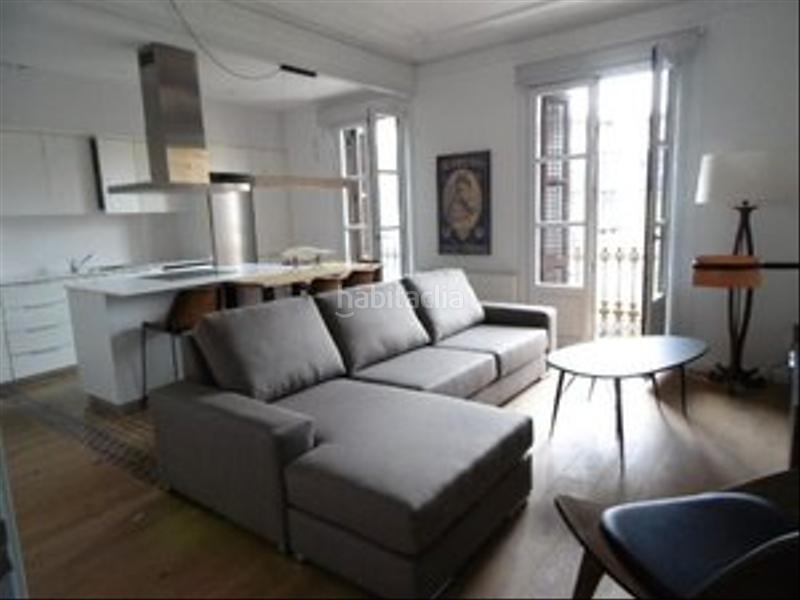 Foto 2c013a35-473a-4923-b5e7-ecc654aa050a. Rent flat with heating in Raval Barcelona