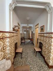 Casa en Don Benito. Casa en venta con salida a dos calles