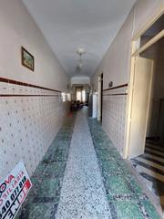 Casa a Don Benito. Casa proxima a los barros