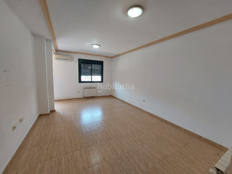 Foto c1626e67-153c-4dd9-bc9c-3404d7a654d2. Casa adossada amb calefacció aparcament a Don Benito