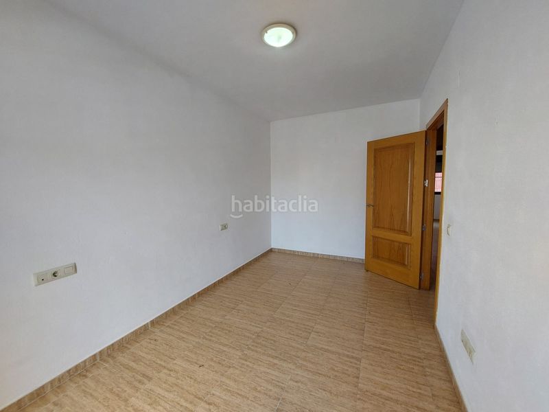 Foto e004f33e-3652-4a5d-81f4-23894fb92376. Casa adossada amb calefacció aparcament a Don Benito