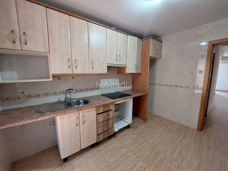 Foto fcce80e7-6afd-4a0d-b573-a9a550ed0449. Casa adossada amb calefacció aparcament a Don Benito