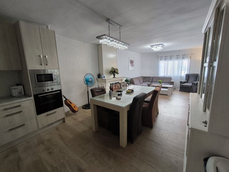 Foto bc59b0fa-77f0-4842-b118-411981b2c59a. Casa amb aparcament a Escurial