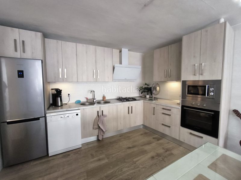 Foto db0636a6-99be-4d89-a6a9-2cb40eb4355f. Casa amb aparcament a Escurial