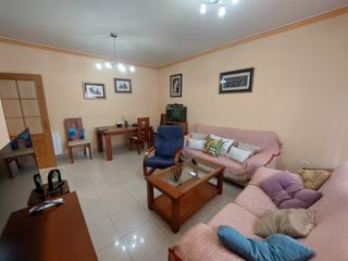 Maison jumelée à Don Benito. Excelente oportunidad!! adosado en venta