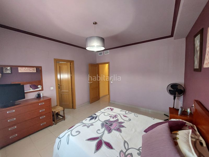 Foto d3e99e8e-2f8d-4ca5-b5d5-37fa93db0641. Casa a schiera con riscaldamento parcheggio in Don Benito