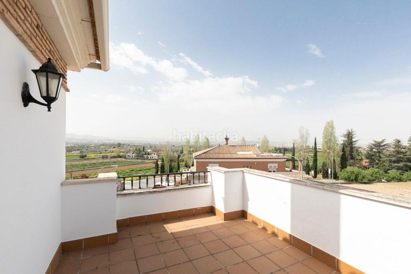 Foto 044ee8cd-cf3b-4f9d-8045-4c4a1ae84f33. Casa amb calefacció aparcament piscina a Huétor Vega