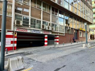 Parking coche en Plaza de Toros. Venta de 2 plazas de aparcamiento unidas