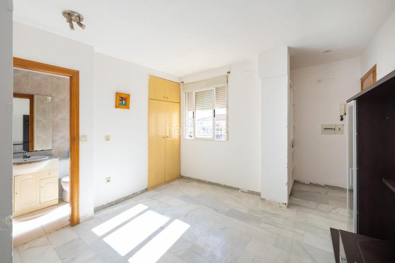 Foto dc4e54cd-910f-4b21-8f54-163d9dad955e. Apartamento acojedor y bonito piso !!!! en Avda. De los Ogíjares Armilla