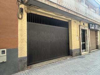Parking coche en Calle san pedro martir 23. Garaje en carrera de la virgen