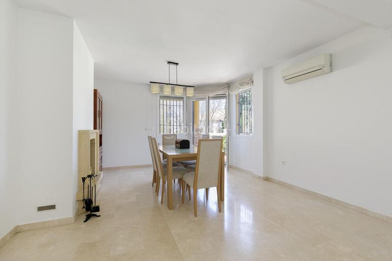 Foto 6e9a96c4-4a07-4b13-ac2d-ee5874e652f8. Casa en ramon j.sender 1 el hogar que estabas buscando!!! aquí está!!! en la zubia. en Zubia (La)