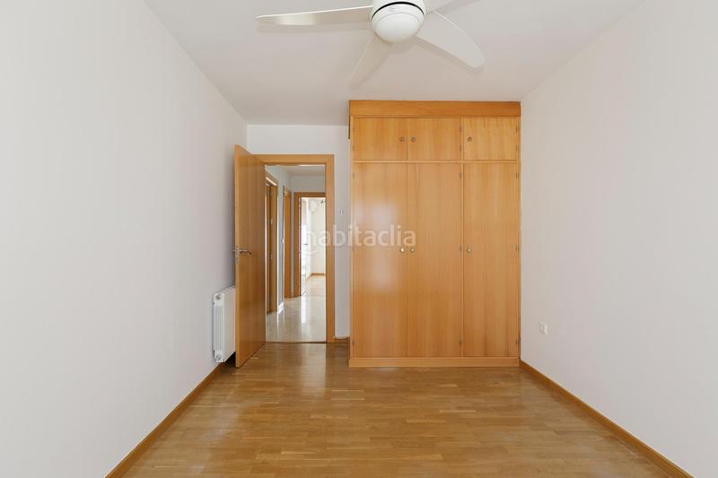 Foto eb325577-47ca-4564-bee1-c3739abc6810. Casa en ramon j.sender 1 el hogar que estabas buscando!!! aquí está!!! en la zubia. en Zubia (La)