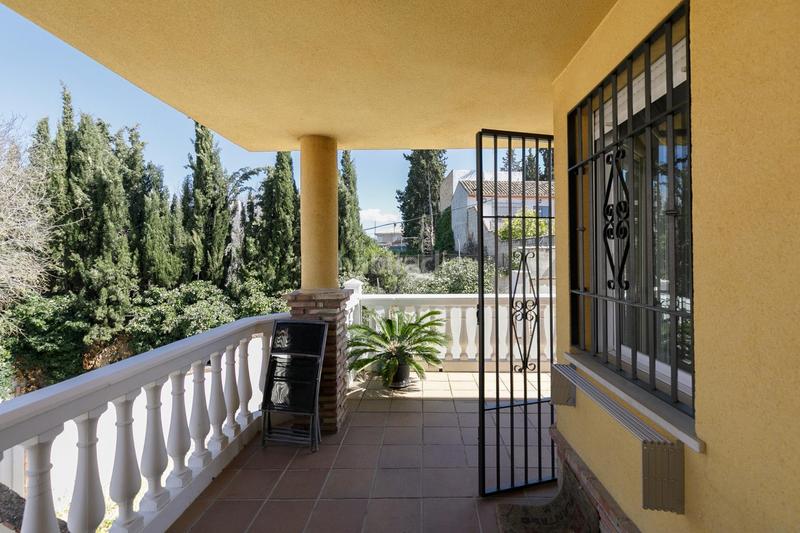 Foto f7b828cb-0b91-4028-8fb5-dc0bf8f4f879. Casa en ramon j.sender 1 el hogar que estabas buscando!!! aquí está!!! en la zubia. en Zubia (La)