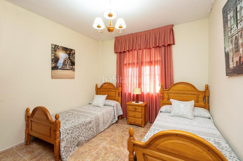 Foto b0e6cfb9-4ff2-406e-b70a-12324043cdeb. Chalet espectacular chalet con piscina, jardines y salón de fiestas en puerto lope ! en Moclín