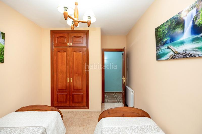 Foto c9c1dd03-9744-4ea9-8378-289d4c1ced45. Chalet espectacular chalet con piscina, jardines y salón de fiestas en puerto lope ! en Moclín