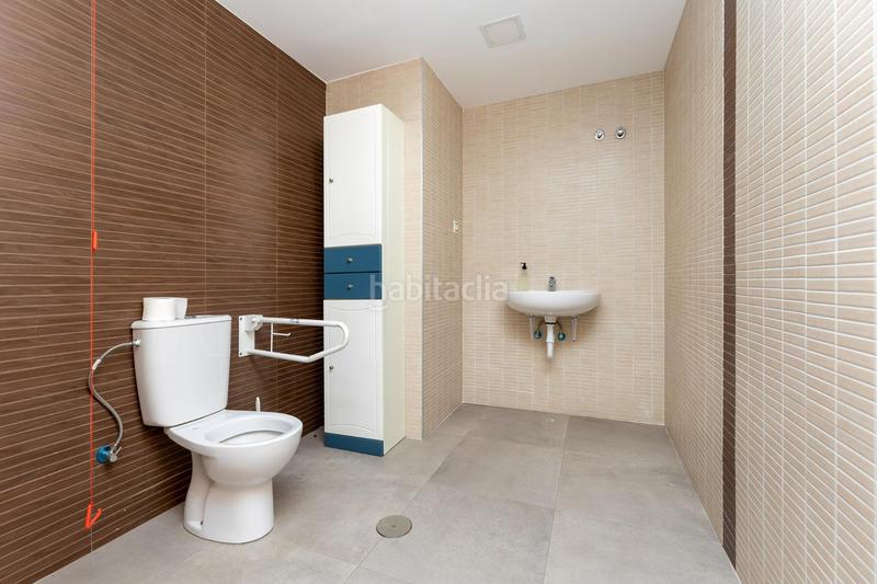 Foto 472a1b32-d05f-4ac4-9e48-0ef7638618e7. Local comercial a Campus de la Salud Granada