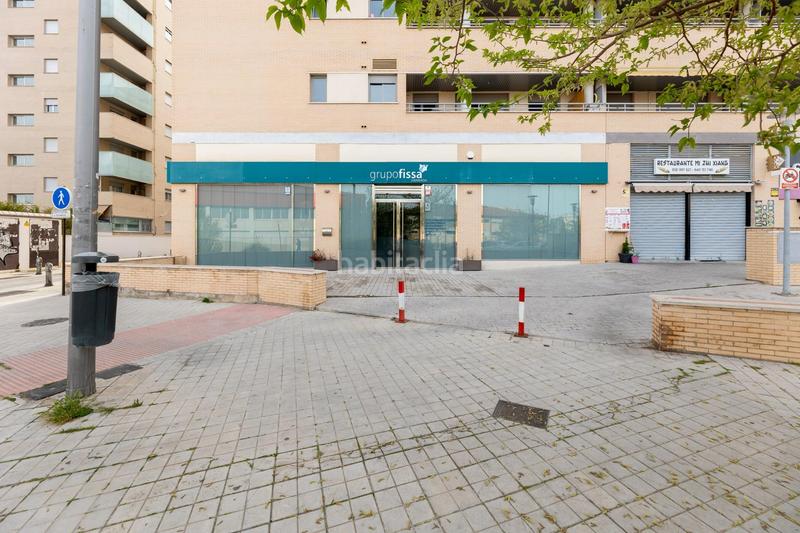 Foto e6474e82-f6b6-4f79-ac82-639ddb7e0593. Local comercial a Campus de la Salud Granada