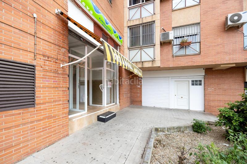 Foto 3a0af995-5be1-4c1c-bcdd-f2ebdb7f3452. Local comercial a parque nueva Granada Granada