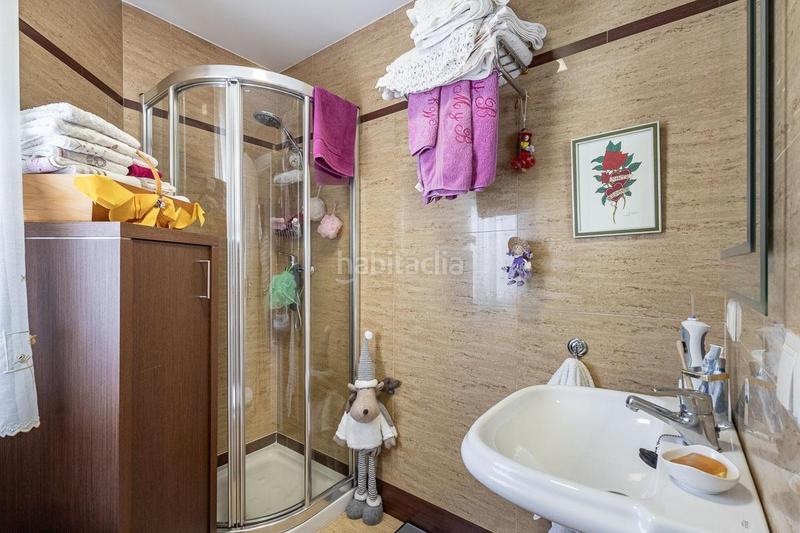 Foto a57c1de3-6f00-4e66-b0cc-dcf5c5fea942. Casa bifamiliare con riscaldamento parcheggio piscina in Granada