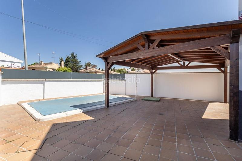 Foto a61afd21-5d26-4954-903f-ce8ba4852277. Casa bifamiliare con riscaldamento parcheggio piscina in Granada