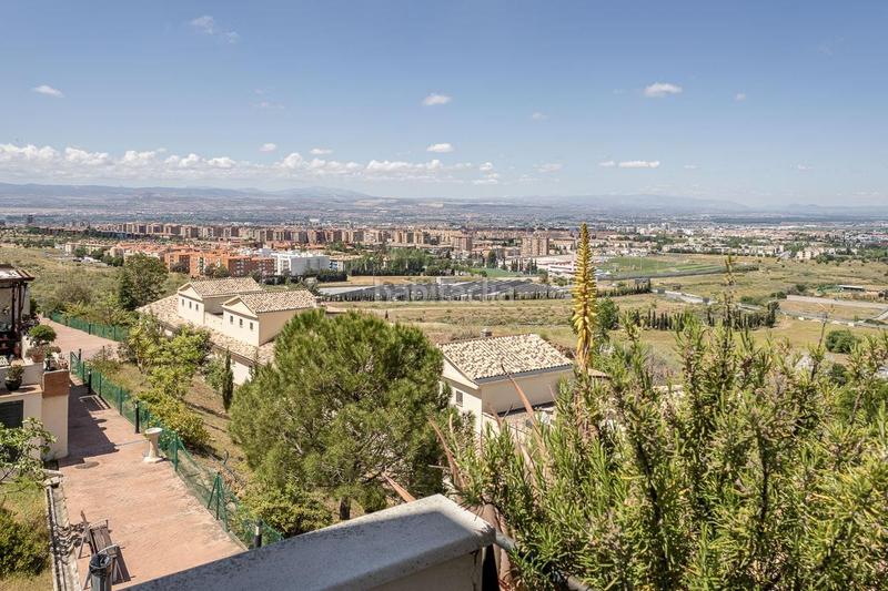 Foto ee862c00-a8cd-4224-a0ad-bad7bd711f6a. Piso precioso piso a la entrada en Jun