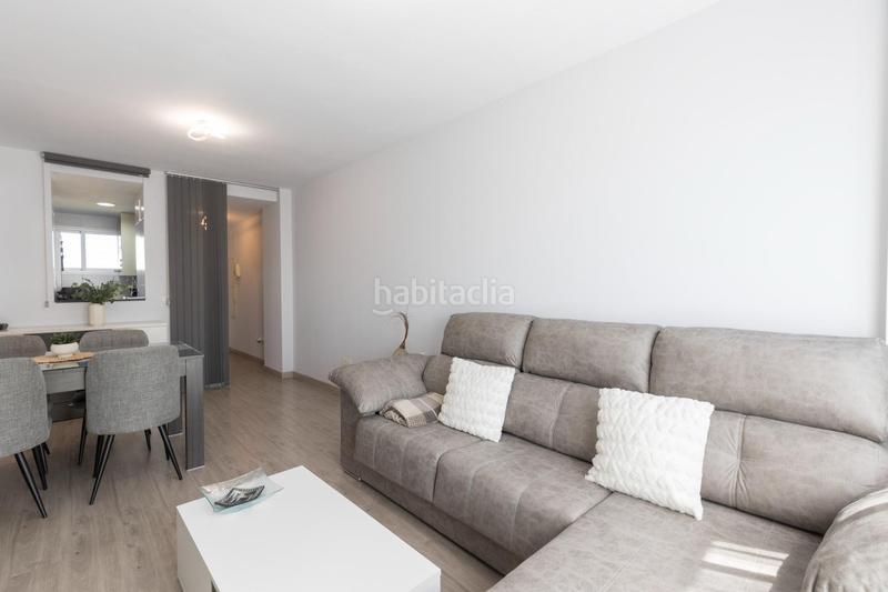 Foto 52c47b39-69bf-4960-9303-76d7e856aca6. Piso en calle de circunvalación 3 piso de 2 dormitorios con garaje y trastero en la mejor zona en Alhendín