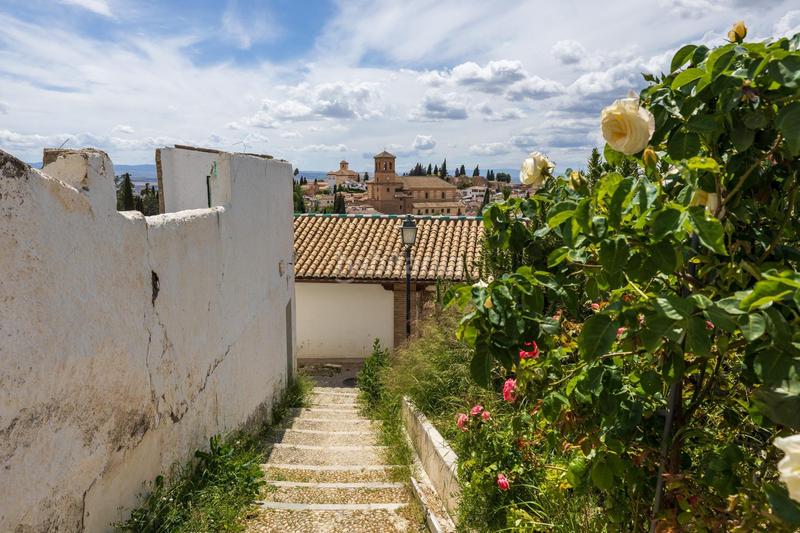 Foto c25f08e3-9dd0-4d9d-903c-97cb2c30dd7a. Casa  en venta albaicin vistas directas hacia la alhambra en Granada