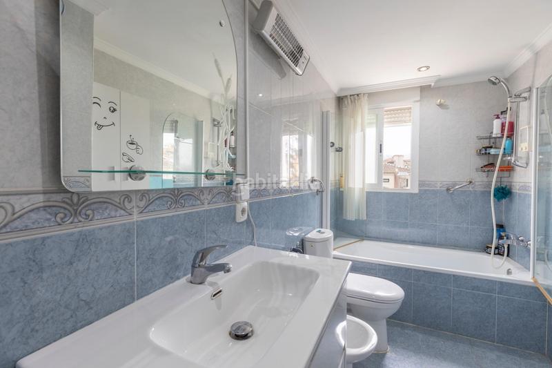 Foto 29f0d4eb-c7dc-4262-bad7-c4f93f44b80c. Chalet en calle geranio 4 preciosa casa con piscina en la mejor zona de ogijares en Ogíjares
