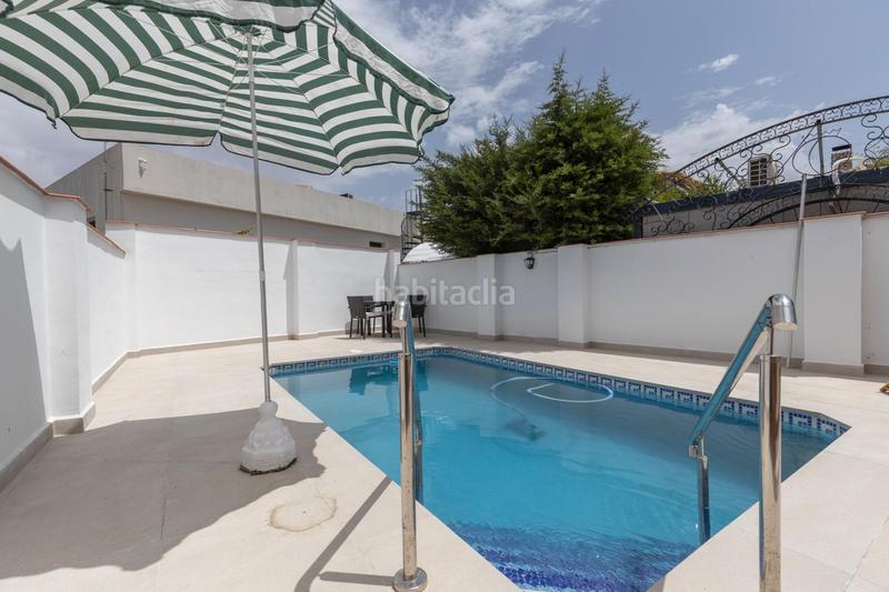 Foto 3061302a-2a00-459d-bf52-eef67f6dae93. Chalet en calle geranio 4 preciosa casa con piscina en la mejor zona de ogijares en Ogíjares