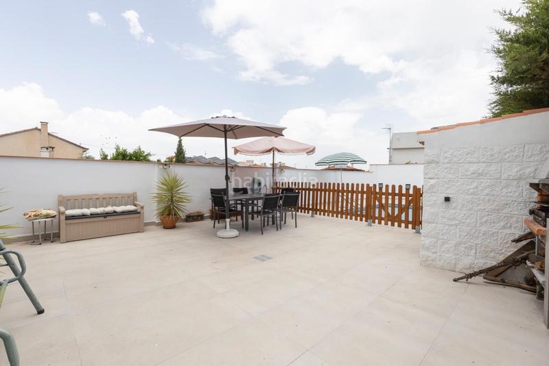 Foto 8eb6d615-62f6-4c04-8625-dcedca6cec62. Chalet en calle geranio 4 preciosa casa con piscina en la mejor zona de ogijares en Ogíjares