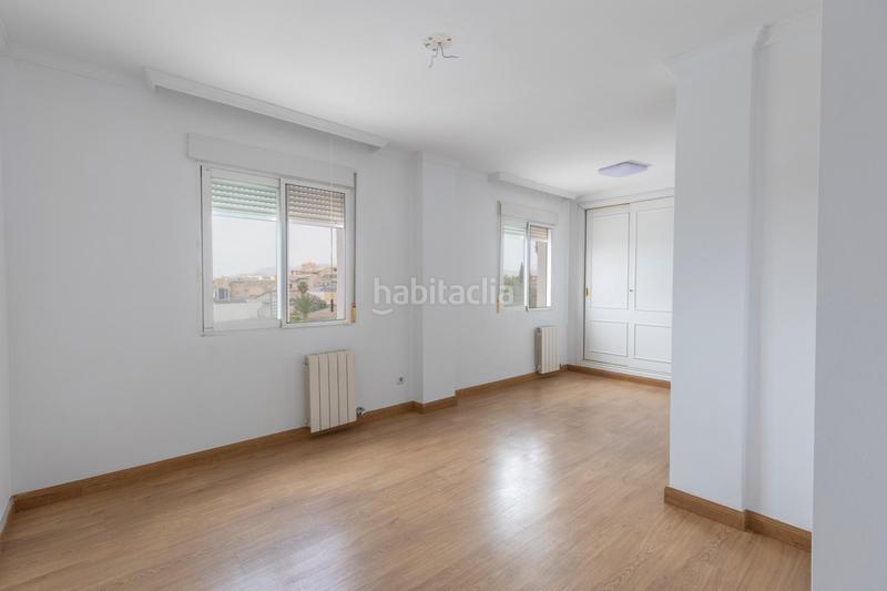 Foto c453b9e5-691c-4f83-9fc2-2f3d04c9c092. Chalet en calle geranio 4 preciosa casa con piscina en la mejor zona de ogijares en Ogíjares
