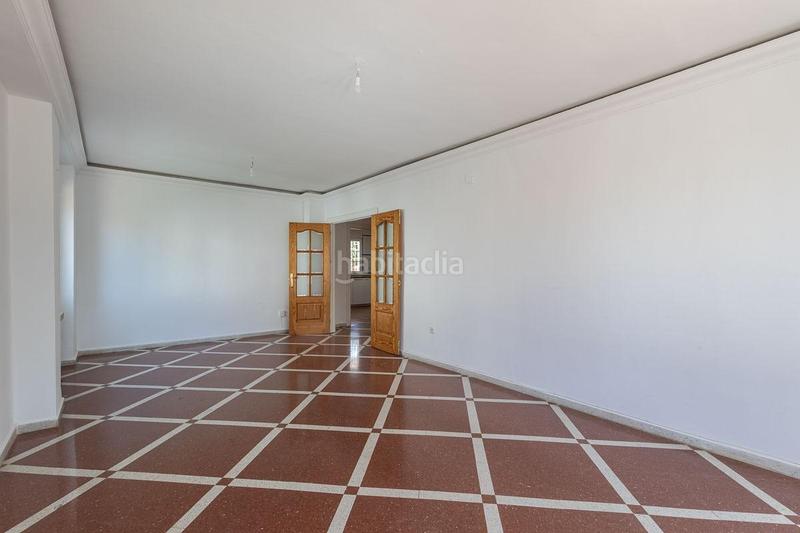 Foto 3d0a7932-3f42-4366-9442-f22afea93d0b. Casa chalet independiente con piscina en la prestigiosa urbanización monteluz, granada en Peligros