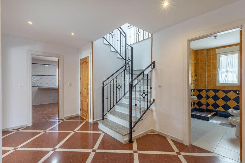 Foto a9008f4d-f905-4f10-a107-8d953254bdf7. Casa chalet independiente con piscina en la prestigiosa urbanización monteluz, granada en Peligros