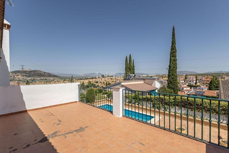 Foto dadad3f3-031e-481f-b0e2-3b9f2c7fd57b. Casa chalet independiente con piscina en la prestigiosa urbanización monteluz, granada en Peligros