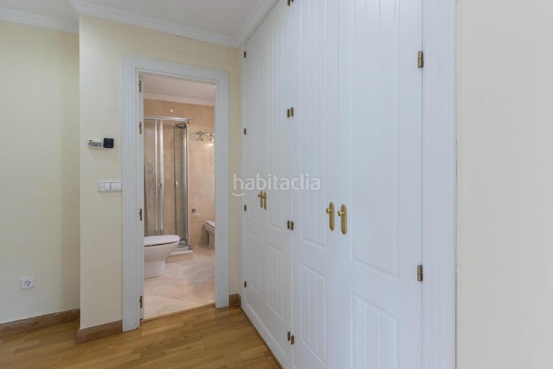 Foto 05083ec3-4d6c-4742-befb-5b7984cb032f. Reihenhaus mit heizung parking pool in Camino de los Neveros - Serrallo Granada