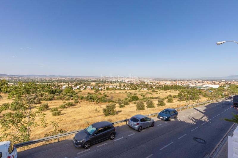 Foto cc4cd240-ead5-4edd-a044-c2a9106d246b. Reihenhaus mit heizung parking pool in Camino de los Neveros - Serrallo Granada