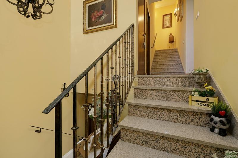 Foto 82f6b912-5d95-4fb3-b82b-ee606211c56d. Casa adosada tu hogar ideal te está esperando! en Santa Fe