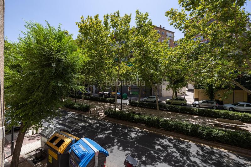 Foto c3d1c2a3-e3c8-4a70-be13-8631e428e40f. Piso reformado a nuevo, 3 dormitorios con dos balcones en avd don bosco en Granada