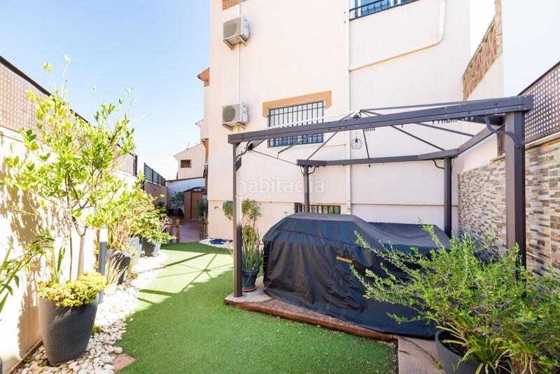 Foto 1114cc9a-4473-4682-af0b-80bad0d93fdb. Casa adosada casa a la venta con grandes espacios y vistas despejadas en Peligros