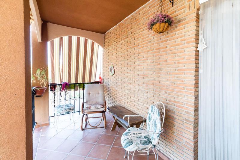 Foto 2d66d9d5-2f97-4427-9490-b566879a33cc. Casa adosada casa a la venta con grandes espacios y vistas despejadas en Peligros