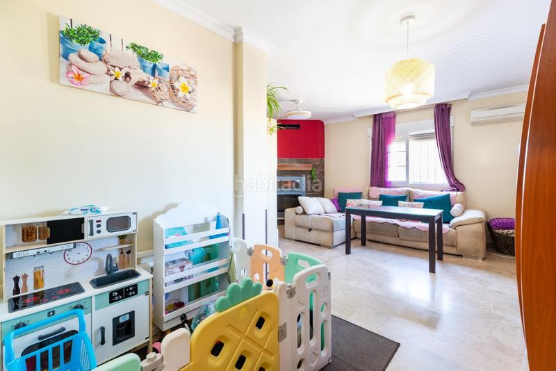 Foto 765ecb56-8c2b-4468-bd40-a1805f1a49bd. Casa adosada casa a la venta con grandes espacios y vistas despejadas en Peligros