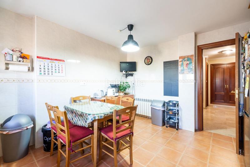 Foto cac8ee41-23db-433d-ba82-591ee0bd0a28. Casa adosada casa a la venta con grandes espacios y vistas despejadas en Peligros