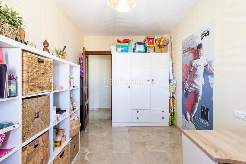 Foto f1076b63-3ba0-44bf-ad1d-b2e301ac4752. Casa adosada casa a la venta con grandes espacios y vistas despejadas en Peligros