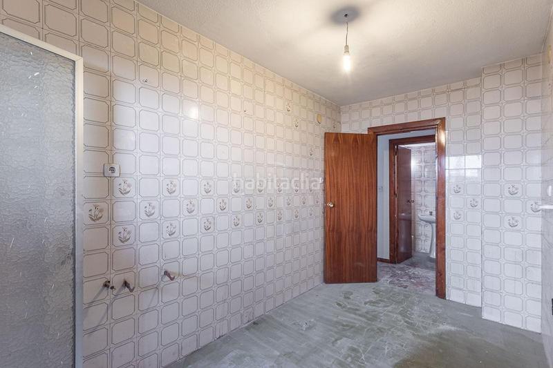 Foto de79d2cf-371c-4e6e-b3a8-d726b386eefd. Piso gran piso en carretera de málaga en Angustias - Chana - Encina Granada