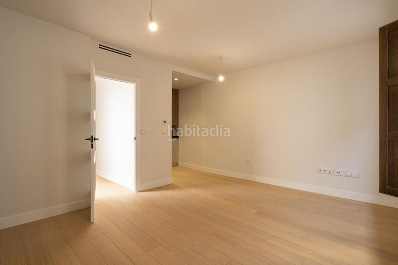 Foto 645c2a50-cbb1-40ad-b809-f20151dd5ebd. Piso horno de vidrio, espino 1 c en Barrio de Albaicín Granada