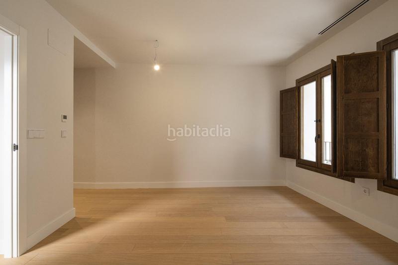 Foto 81bd1e31-e323-4dfa-bd7a-d3bcc17464fd. Piso horno de vidrio, espino 1 c en Barrio de Albaicín Granada