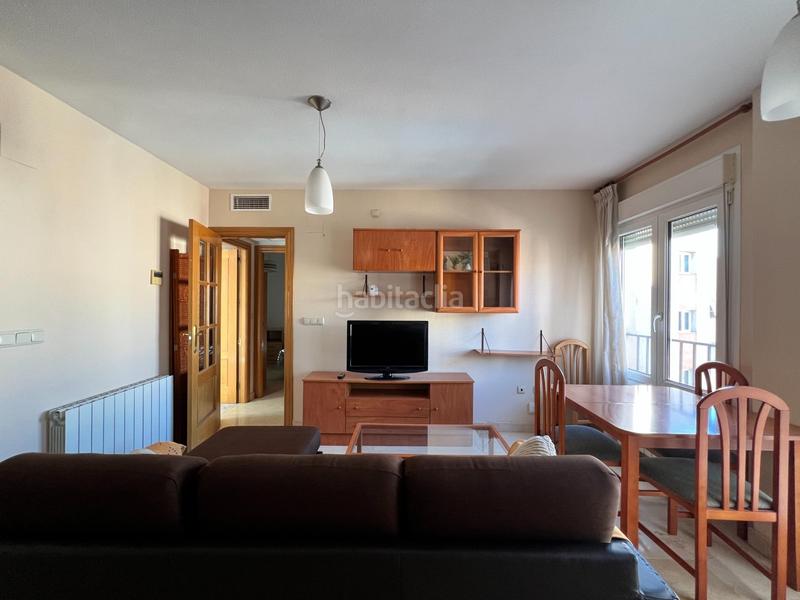 Foto 955a955d-3fa6-41c1-a7e2-0d24951f339d. Location appartement avec parking piscine dans Rosaleda - Juventud Granada