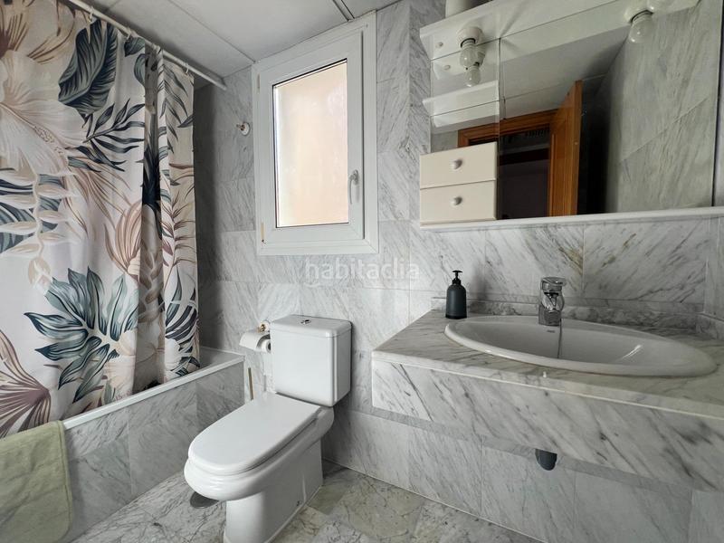Foto 0182439c-6677-4ffd-8619-7dfc6dfe7e5b. Rent flat with parking pool in Rosaleda - Juventud Granada