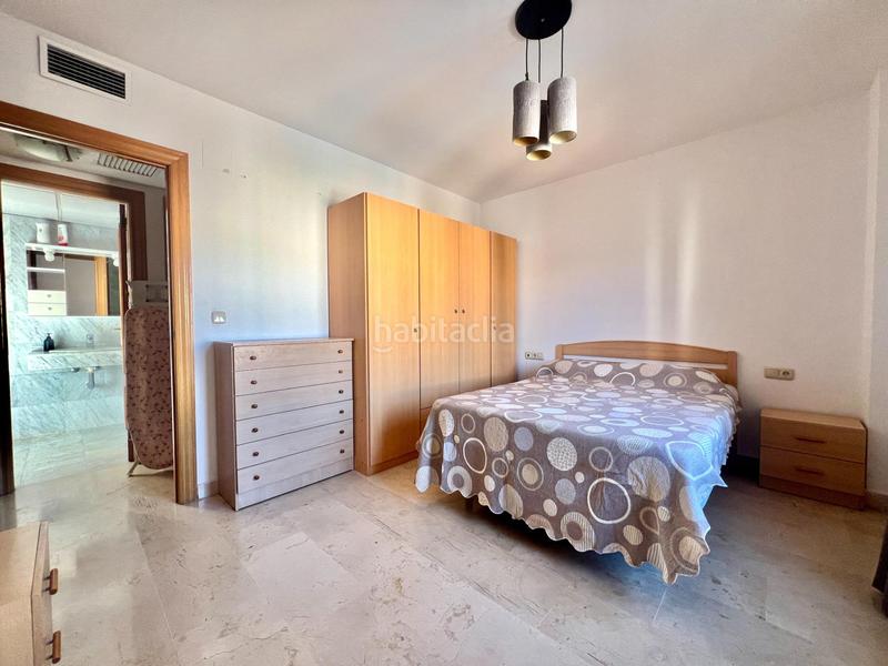 Foto 7dbb81dc-c70d-461b-b4b0-ca49a1ec6c75. Rent flat with parking pool in Rosaleda - Juventud Granada